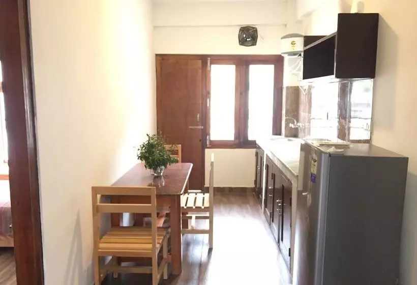 Choni Apartment