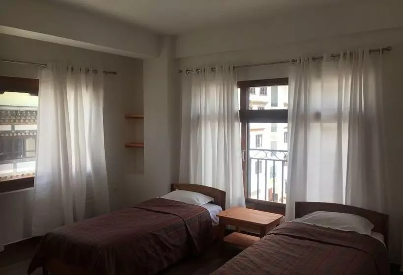 Choni Apartment