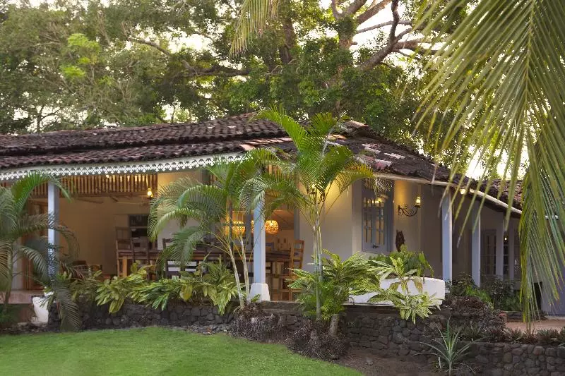 Hostelli Villa Marina Lodge & Condos