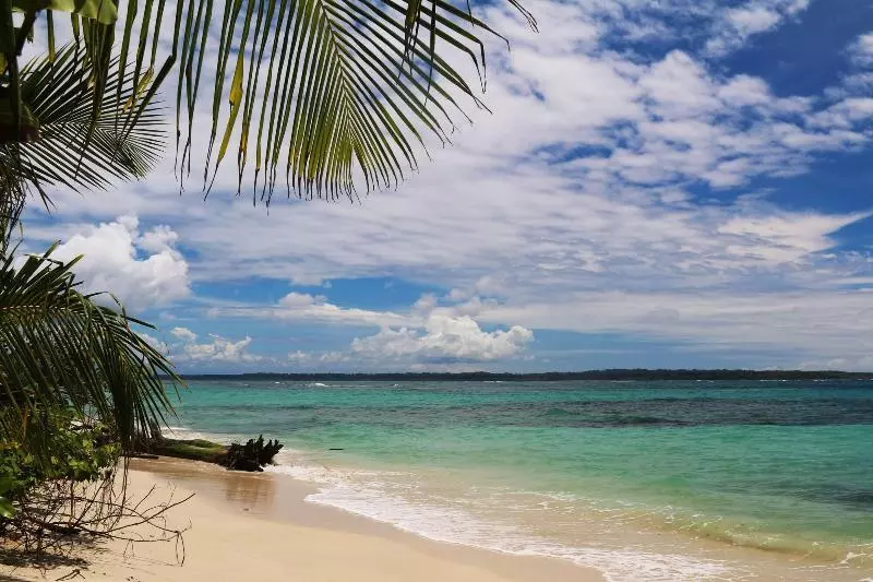 Hostelli Villa Marina Lodge & Condos