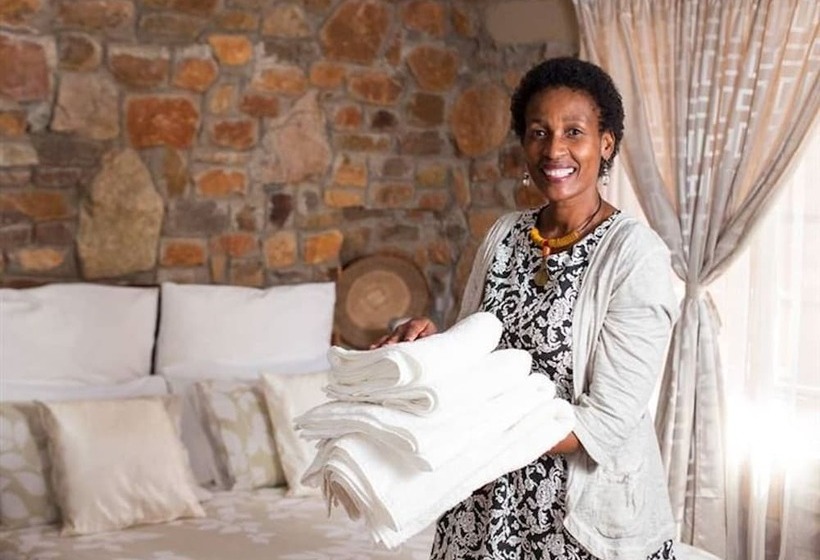 هتل A New Earth Guest Lodge