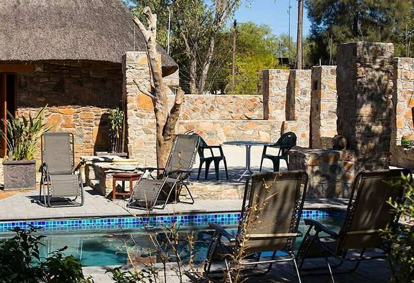 هتل A New Earth Guest Lodge