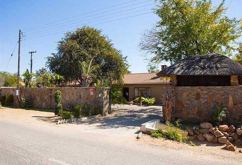 هتل A New Earth Guest Lodge