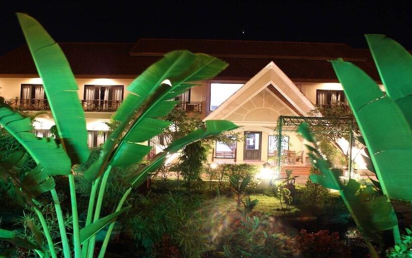 هتل Daosavanh Resort & Spa