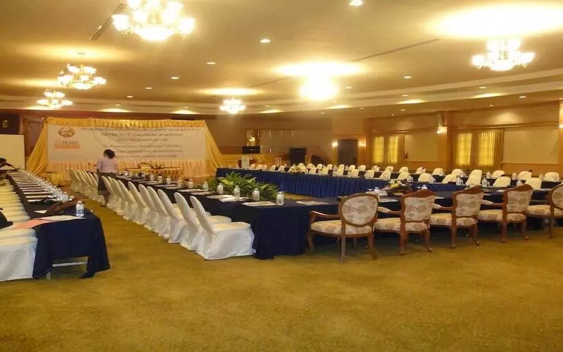 هتل Daosavanh Resort & Spa