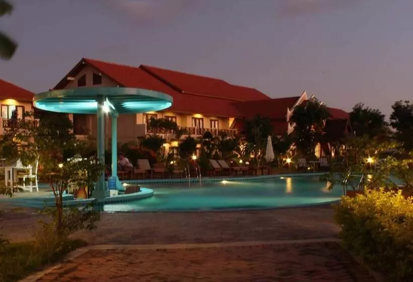 هتل Daosavanh Resort & Spa