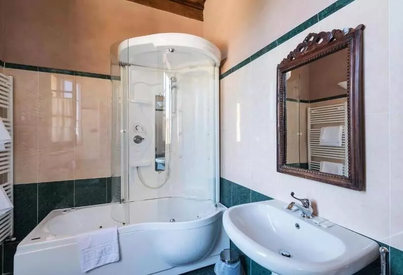 Hotelli I Casali Del Trebbiolo