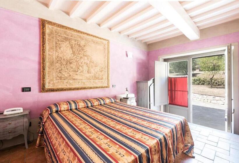 فندق I Casali Del Trebbiolo