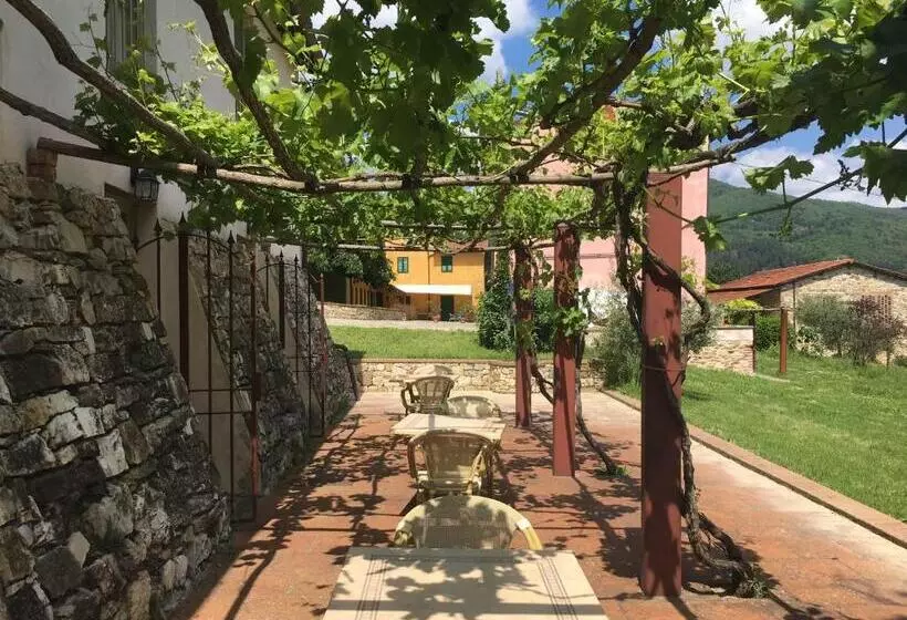 Hotelli I Casali Del Trebbiolo