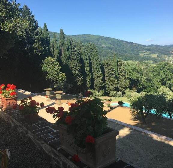 فندق I Casali Del Trebbiolo