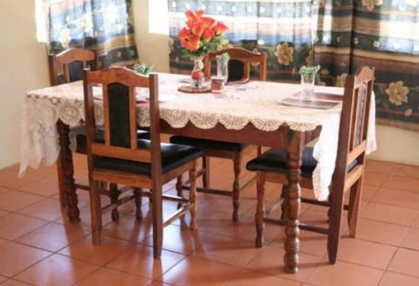 هتل Kwesu Guest House