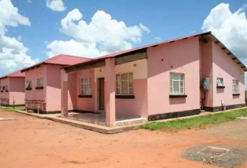 هتل Kwesu Guest House