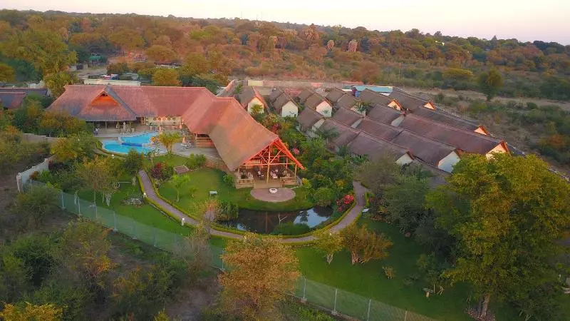 هتل Shearwater S Explorers Village