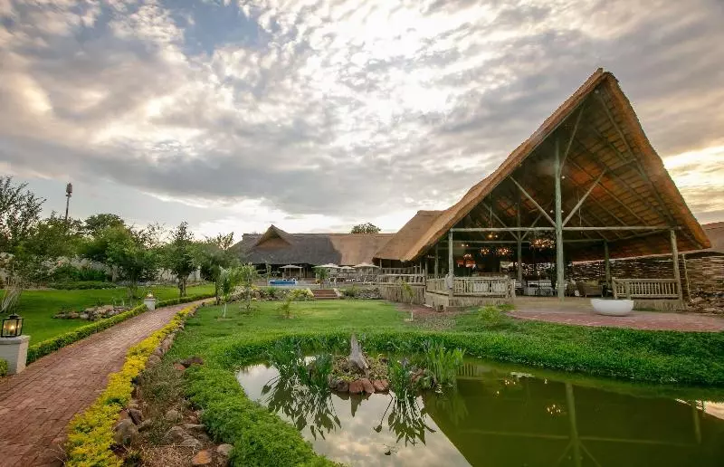 هتل Shearwater S Explorers Village