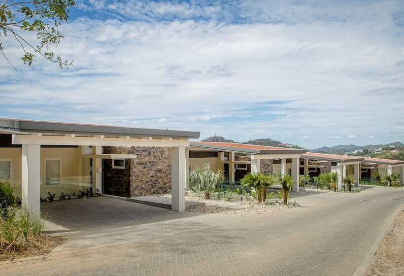 La Santa Maria Resort