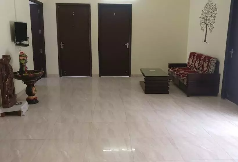 پانسیون Comfort Stay