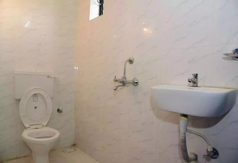 ペンション Nirvaah Room Siolim  Kitchenete