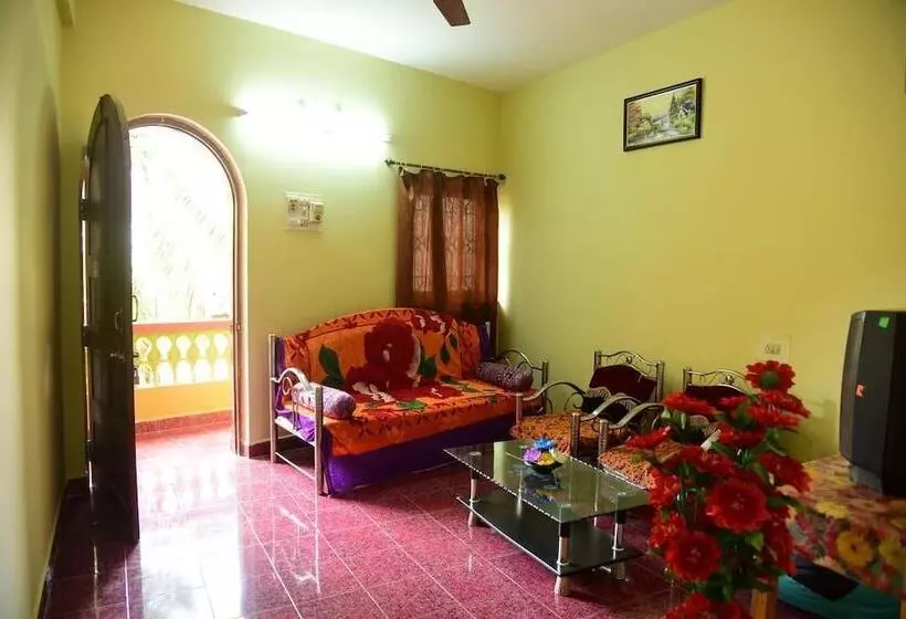 ペンション Nirvaah Room Siolim  Kitchenete