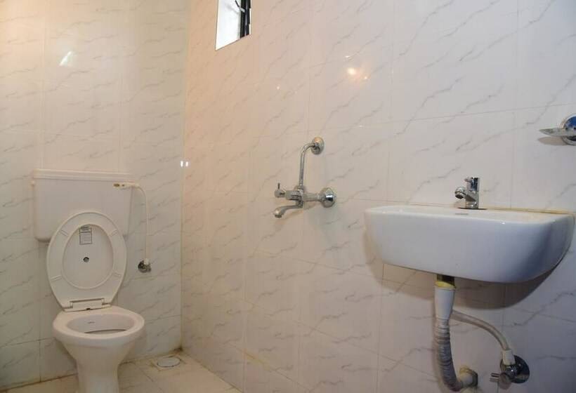 膳宿费 Nirvaah Room Siolim  Kitchenete