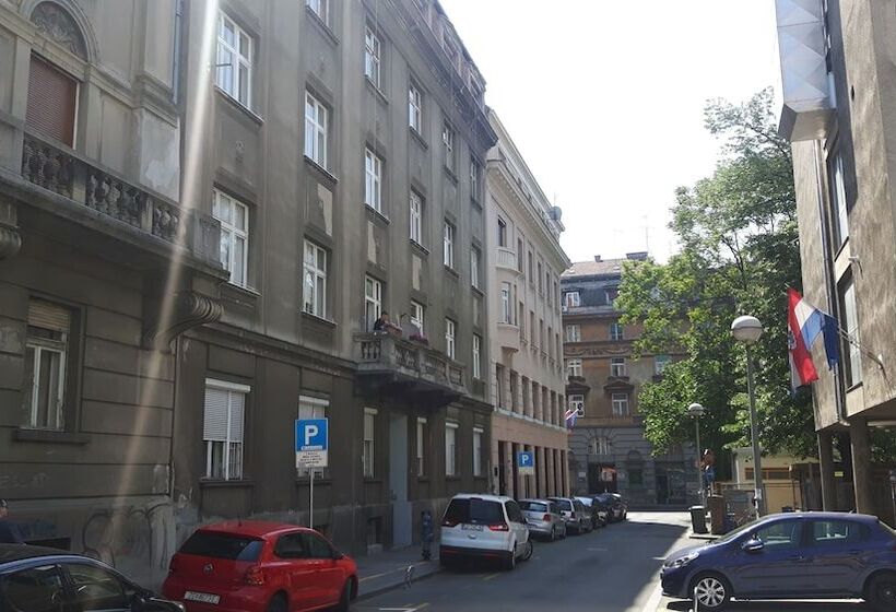 Studio Apartments City&style