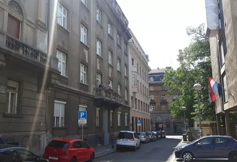 Studio Apartments City&style