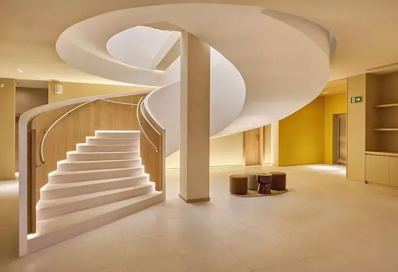 ホテル Marina Cambrils By Urh