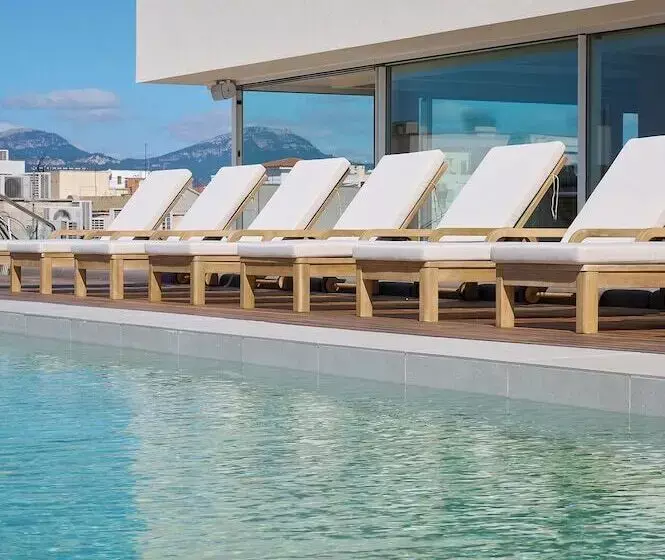 ホテル Marina Cambrils By Urh