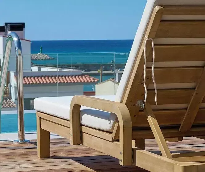 ホテル Marina Cambrils By Urh