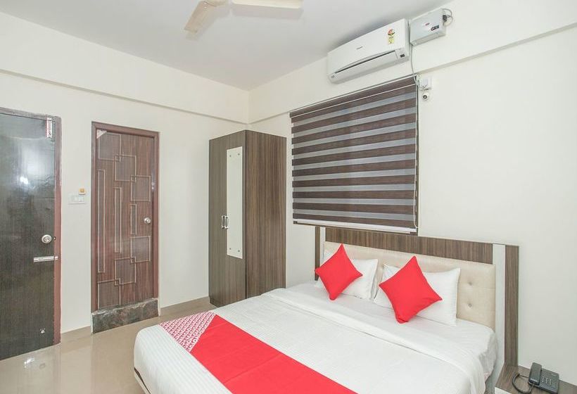 Hotel Oyo 13745 Cmn Stay