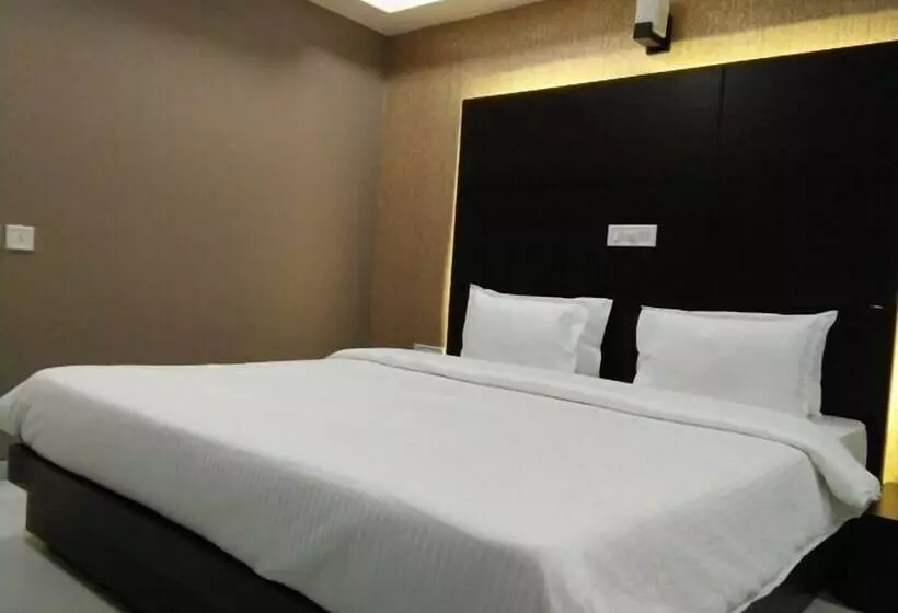 Hotelli Ramashray Paradise