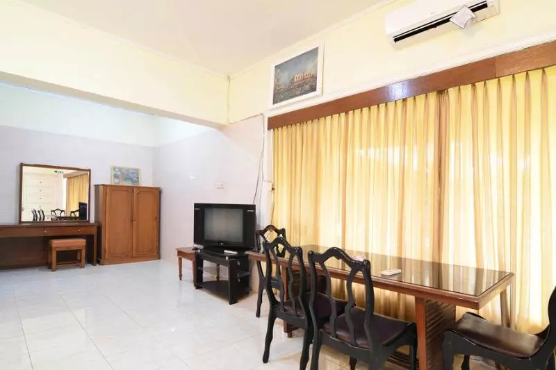 Hotelli Reddoorz Plus @ Laweyan