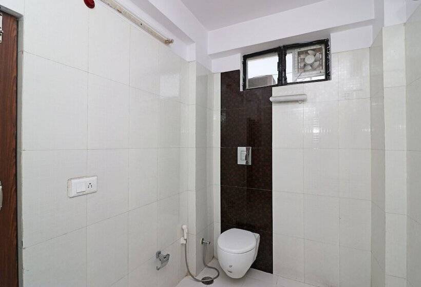 بنسيون Oyo 13884 Holiday Homes