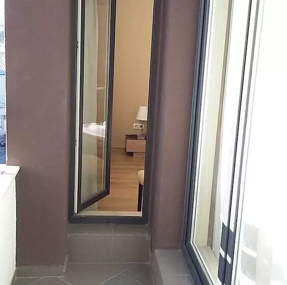 Apartments Mladost 1a 554