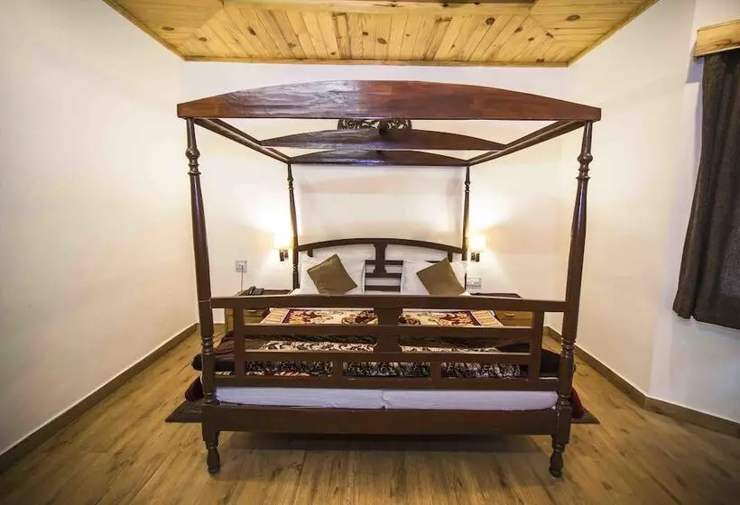 Ashokas Tiger Trail Resort