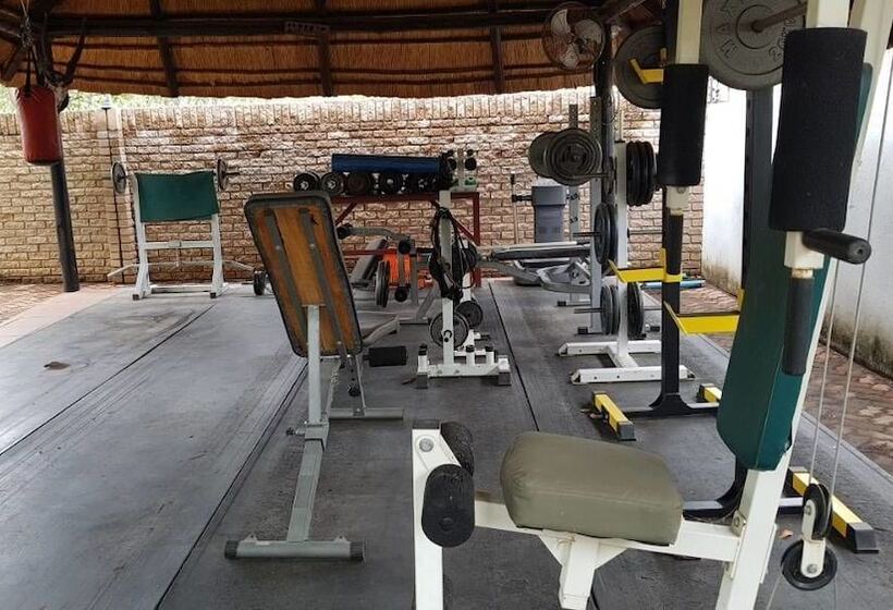 تختخواب و صبحانه Green House Bnb    Swiss German