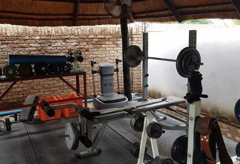 تختخواب و صبحانه Green House Bnb    Swiss German