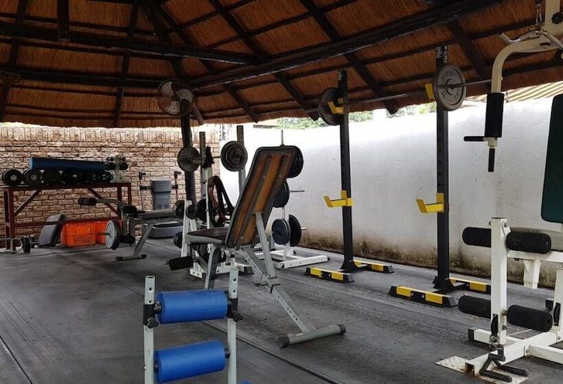 تختخواب و صبحانه Green House Bnb    Swiss German