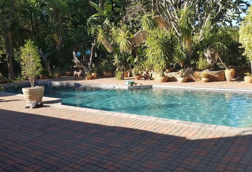 تختخواب و صبحانه Green House Bnb    Swiss German