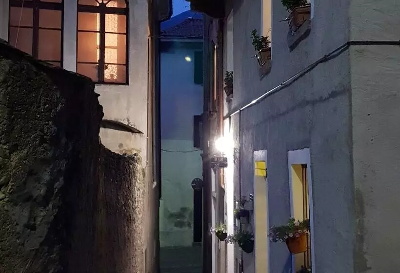 تختخواب و صبحانه La Casa Sul Sasso