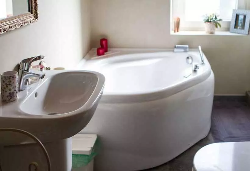 تختخواب و صبحانه La Casa Sul Sasso