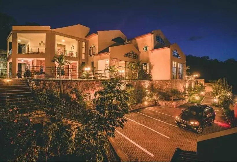 High Ground Villa Ltd