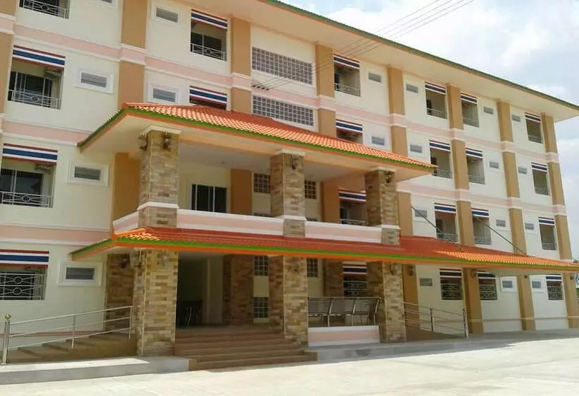 ホテル Chalerm Lak Mansion