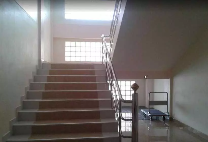 ホテル Chalerm Lak Mansion