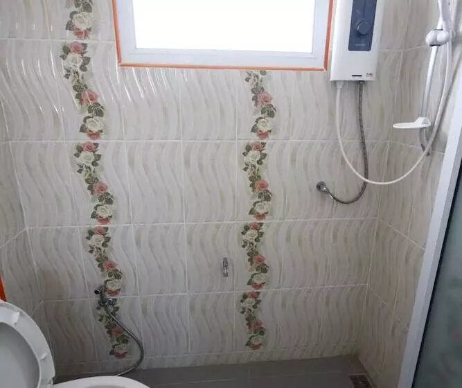 ホテル Chalerm Lak Mansion