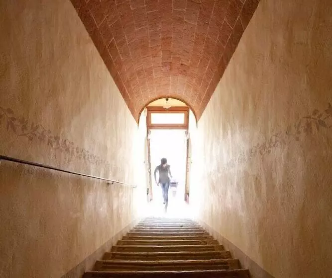 Hotelli Fattoria Fibbiano