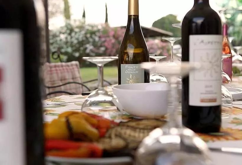 Hotelli Fattoria Fibbiano