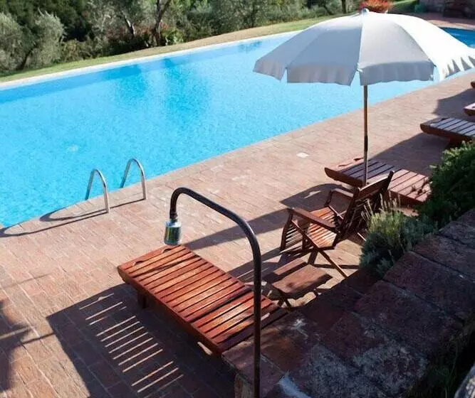 Hotelli Fattoria Fibbiano