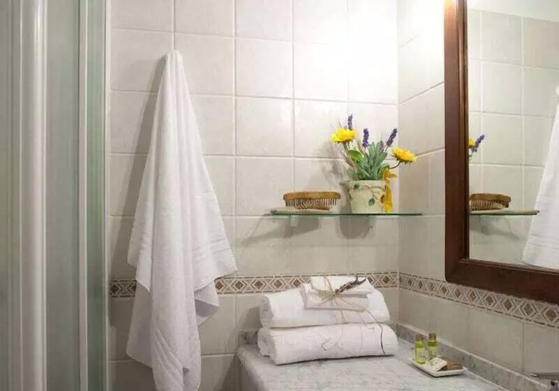 Hotelli Fattoria Fibbiano