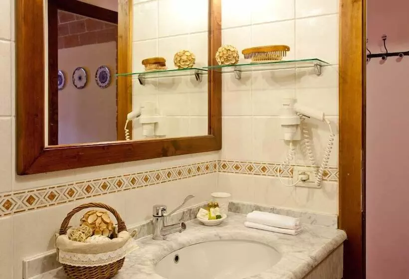 Hotelli Fattoria Fibbiano