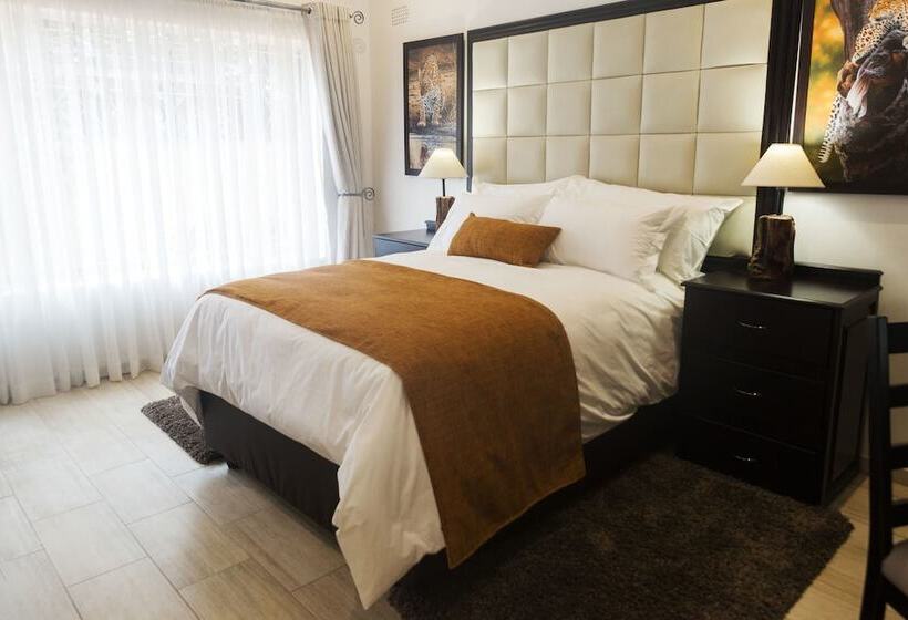 هتل Greystone House